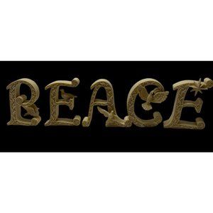 Vtg  PEACE  Shelf Mantle Standing Resin Doves Birds letters Christmas Spell out
